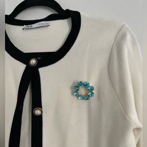 Women's Crystal Silver Brooches Blue light